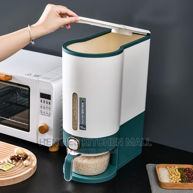 Rice/ Cereal Dispenser 10kg Capacity · Photo 3