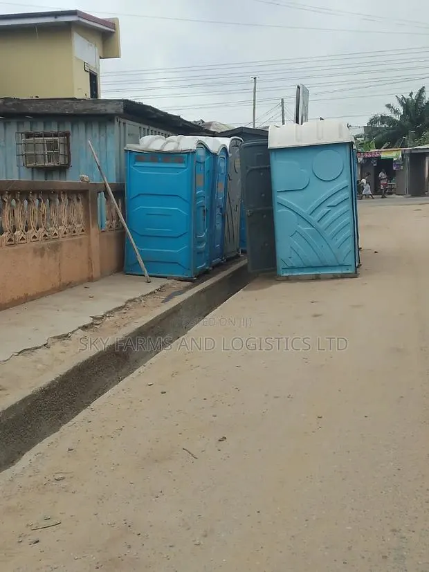 Mobile Toilet for Rentals · Photo 1