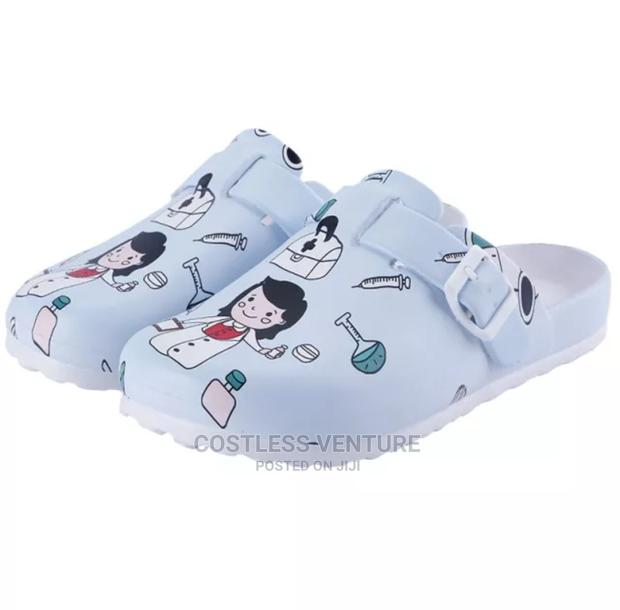 Greenlife Theater Clogs · Photo 2