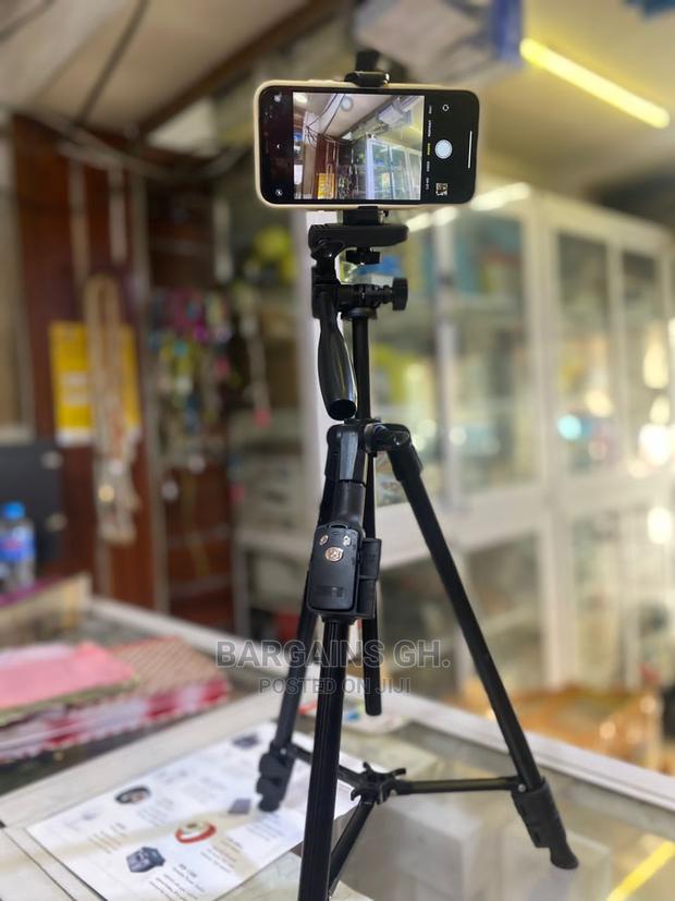 Tripod Stand For Phone And Camera With Remote And Bag · Photo 2