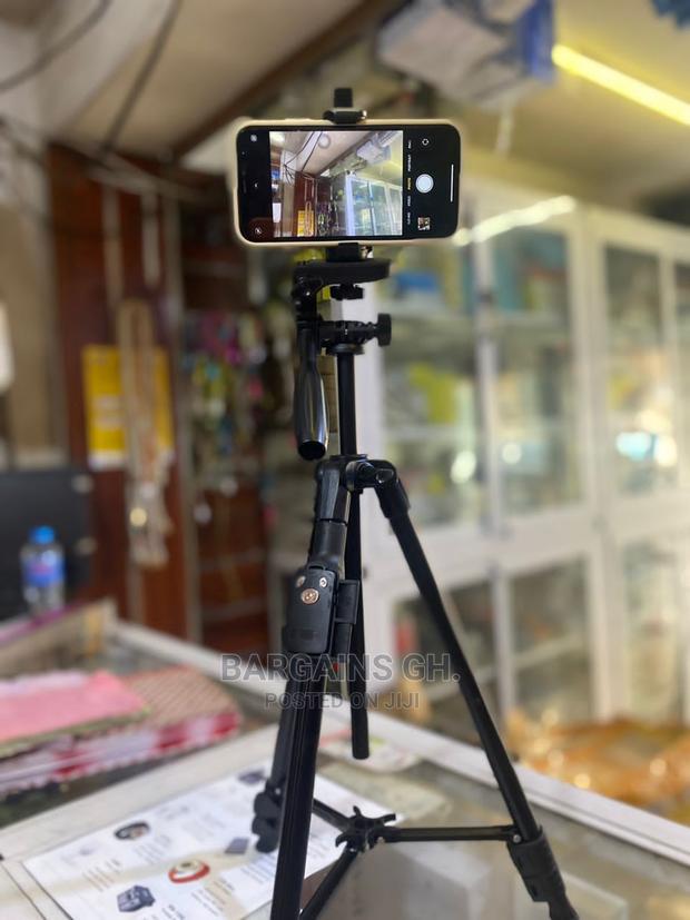 Tripod Stand For Phone And Camera With Remote And Bag · Photo 3