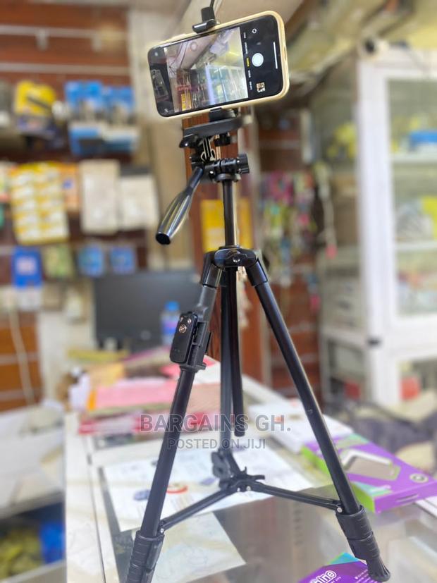 Tripod Stand For Phone And Camera With Remote And Bag · Photo 4