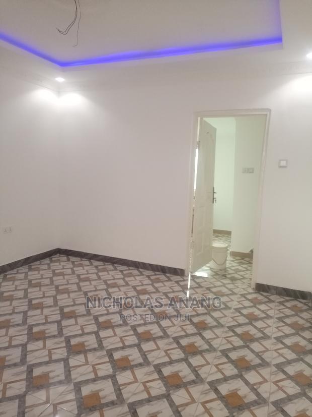 1bdrm Apartment in the Dorns Properties, New Town for Rent · Photo 4