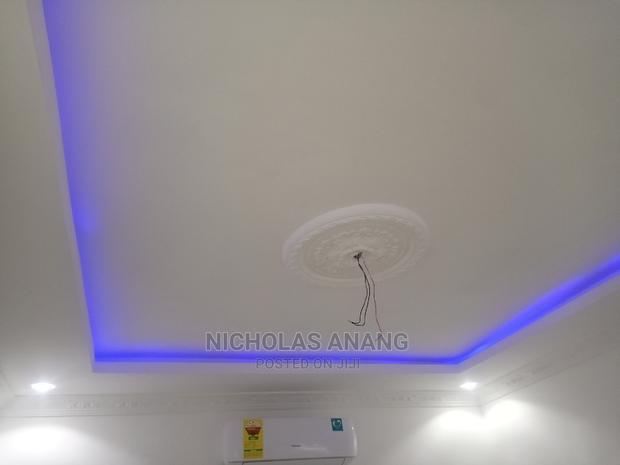 1bdrm Apartment in the Dorns Properties, New Town for Rent · Photo 6