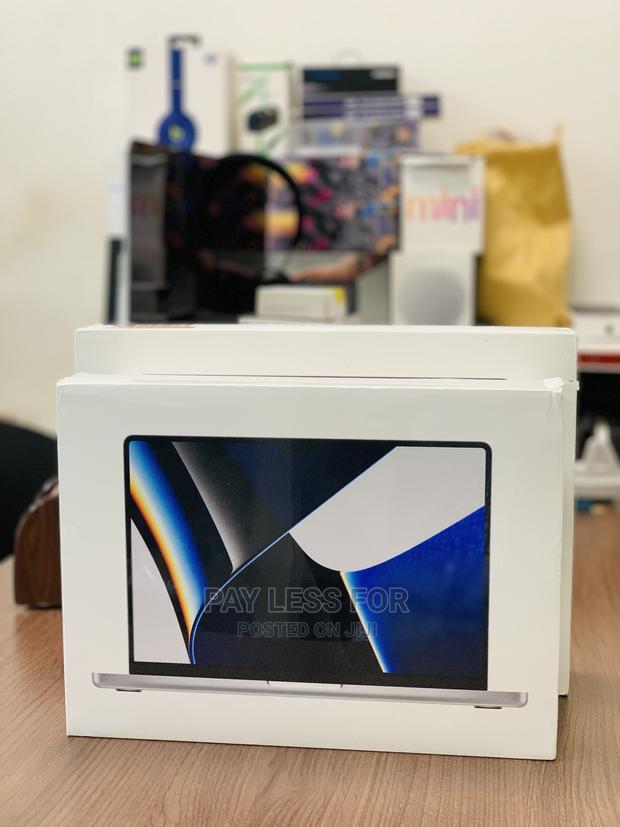 New Laptop Apple MacBook Pro 2021 M1 16GB Apple M1 Pro SSD 512GB · Photo 2