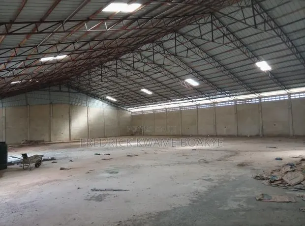Warehouse for Sale at Anwia Nkwanta Obuoasi Road · Photo 1