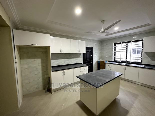 3bdrm House in Elly Real Estate, Ashaley Botwe for sale · Photo 2