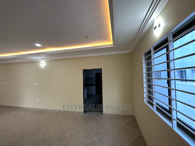 3bdrm House in Elly Real Estate, Ashaley Botwe for sale · Photo 6