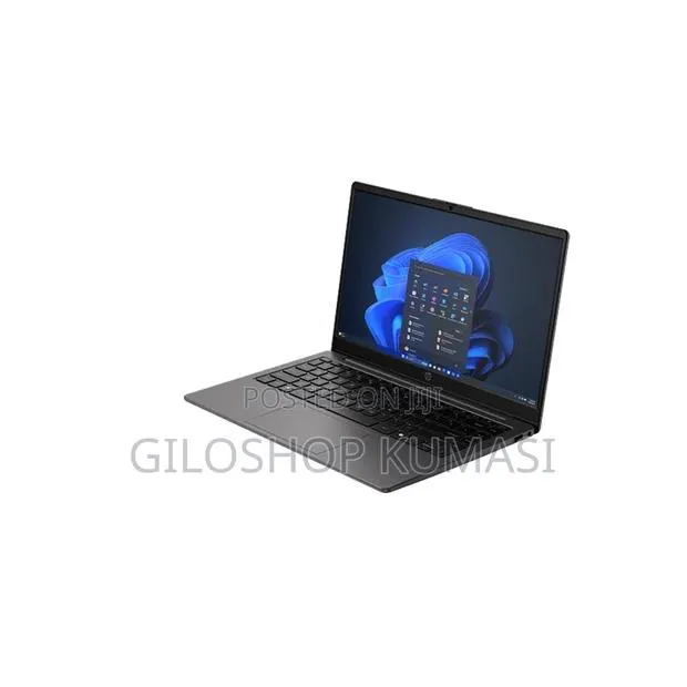 New Laptop HP 240 8GB Intel Core 5 SSD 512GB · Photo 1