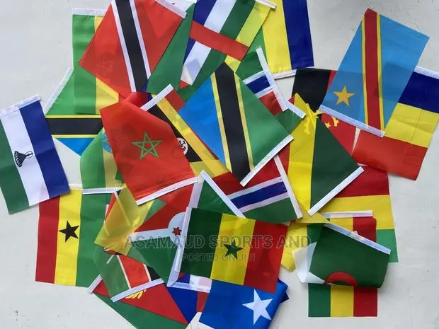 Mini Country Flags Are Cool Price · Photo 1