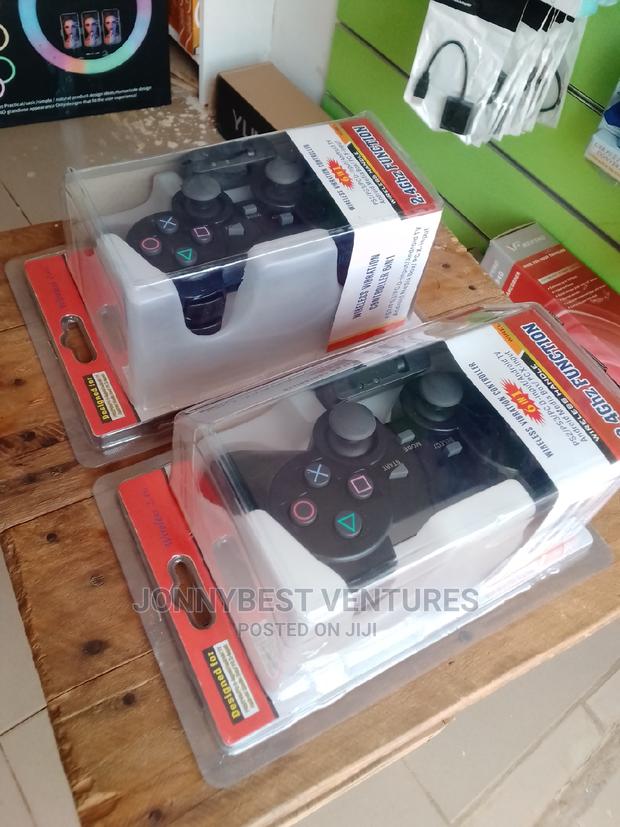 6in1 Single Wireless Game Pad · Photo 1