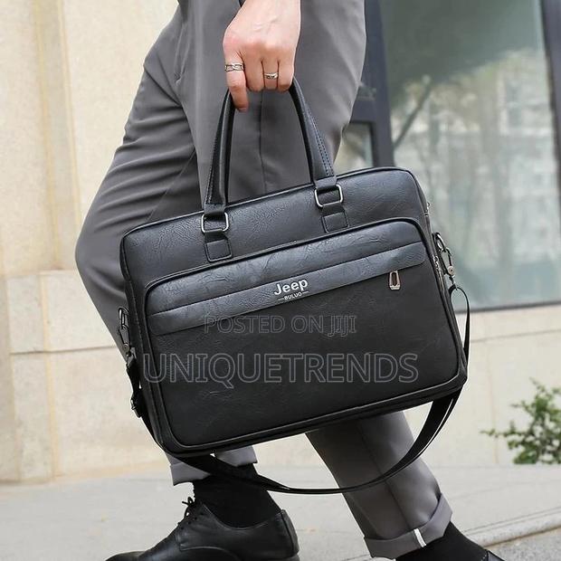 Jeep Black Leather Laptop/File Bag · Photo 3