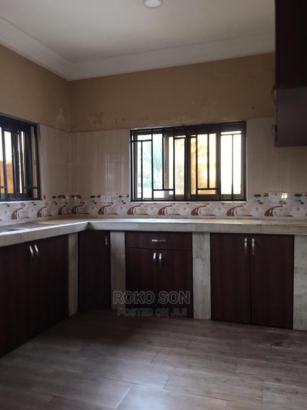 2bdrm Apartment in Dr Roko, Ablekuma for rent · Photo 4