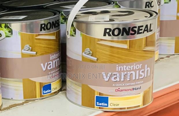 Wood Interior Varnish,2.5L(Ronseal) · Photo 1