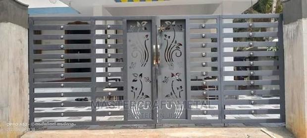 Strong Metal Gates · Photo 1