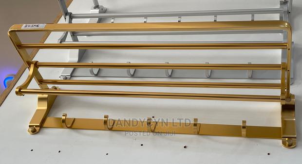 Multi Towel Rack With Hooks · Photo 2