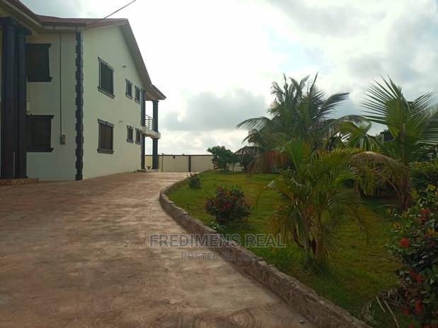 8bdrm House in Fredimens Real, Kumasi Metropolitan for Sale · Photo 7