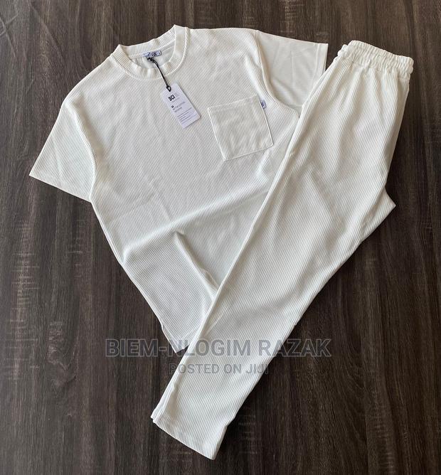 Original Top N Down Available in Stock · Photo 1