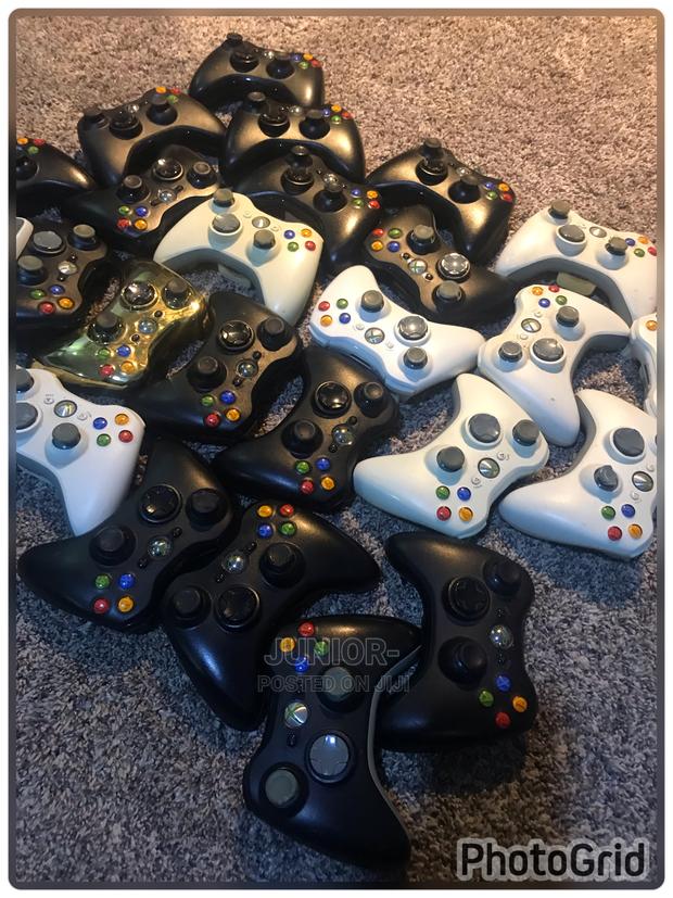 Xbox360 Home Used Wireless Pad and Wire Pads · Photo 1