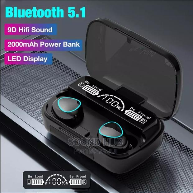 M10 Tws Earbuds · Photo 1