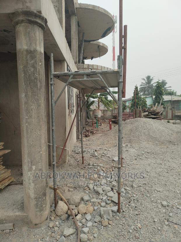 Scaffolds/Foreign Scaff/H Frame Scaffolds · Photo 1