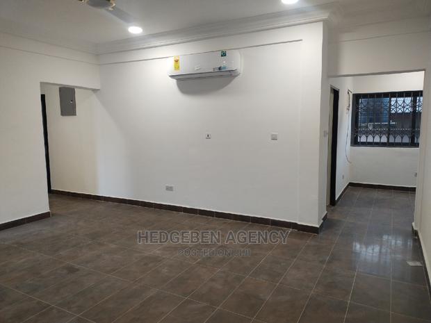 3bdrm Apartment in Dansoman for rent · Photo 2