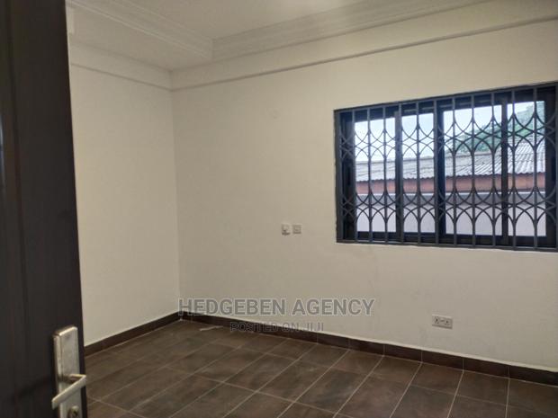 3bdrm Apartment in Dansoman for rent · Photo 4