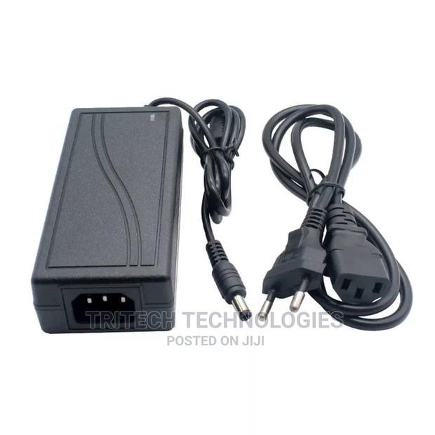 12V5A Adapter · Photo 2