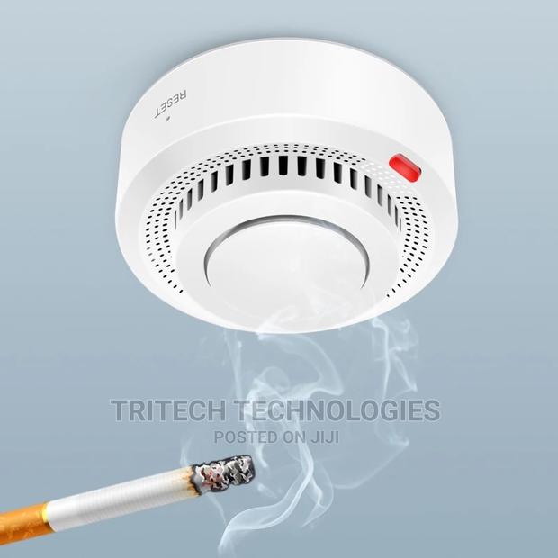 Wi-Fi Wireless Smoke Detector · Photo 1