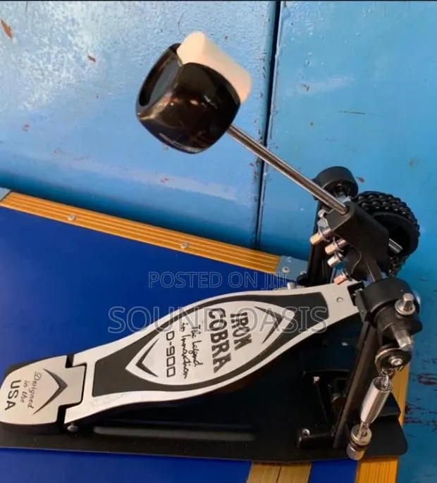 Iron Cobra 600 Series Single Bass Drum Pedal · Photo 1