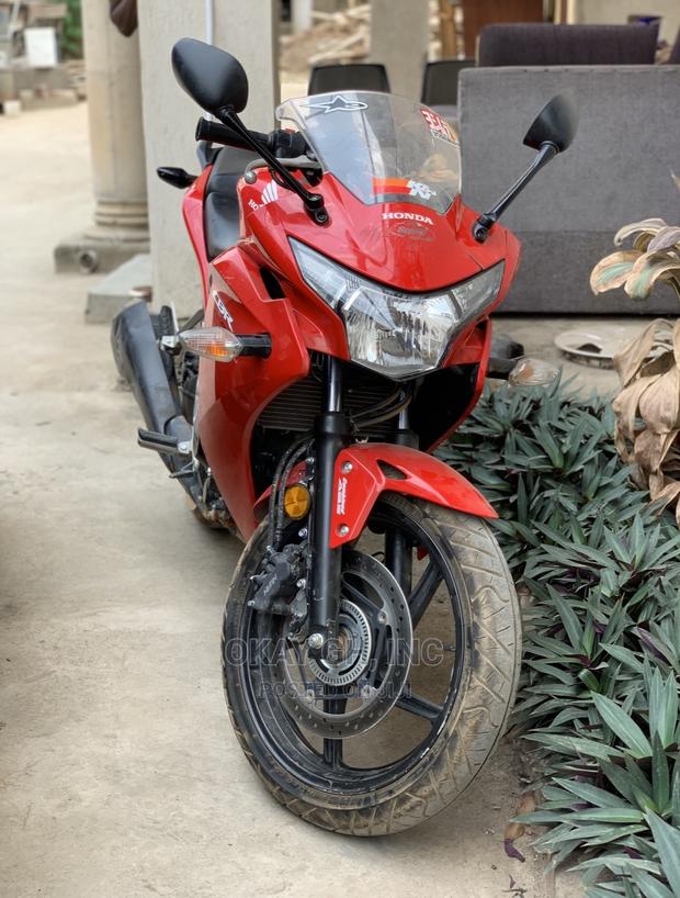 Honda CBR 2013 Red · Photo 2