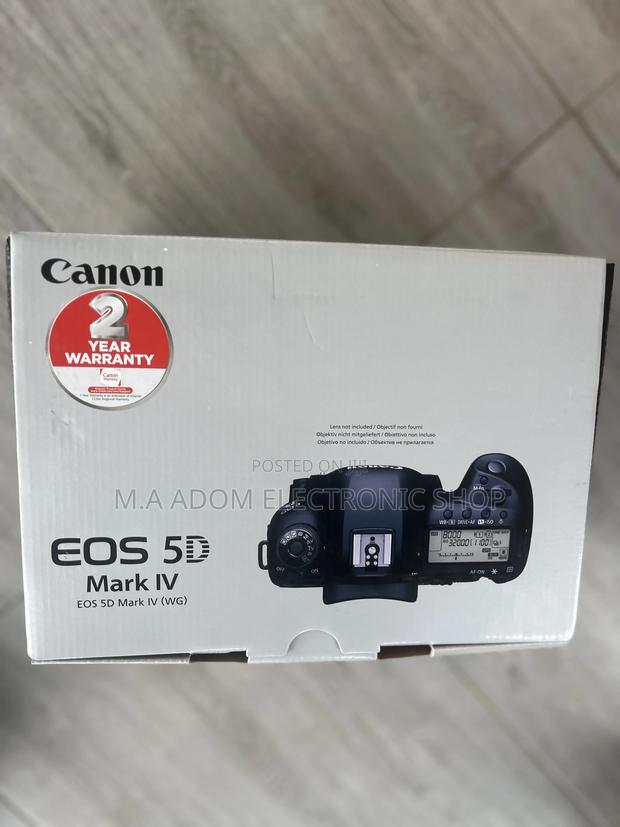 Canon EOS 5D Mark IV DSLR Camera With 24-105mm F/4l II Lens · Photo 1