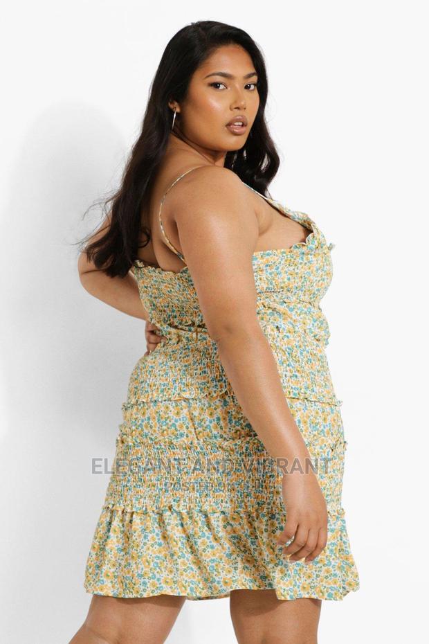 Beautiful Ladies Uk Dress · Photo 1