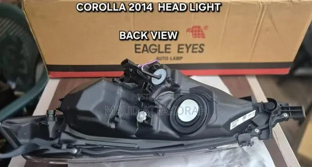 Toyota Corolla 2014 Headlight · Photo 1
