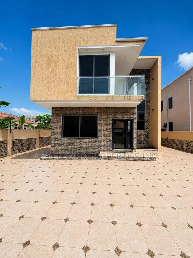 4bdrm House in A&C Mall, East Legon for rent · Photo 1