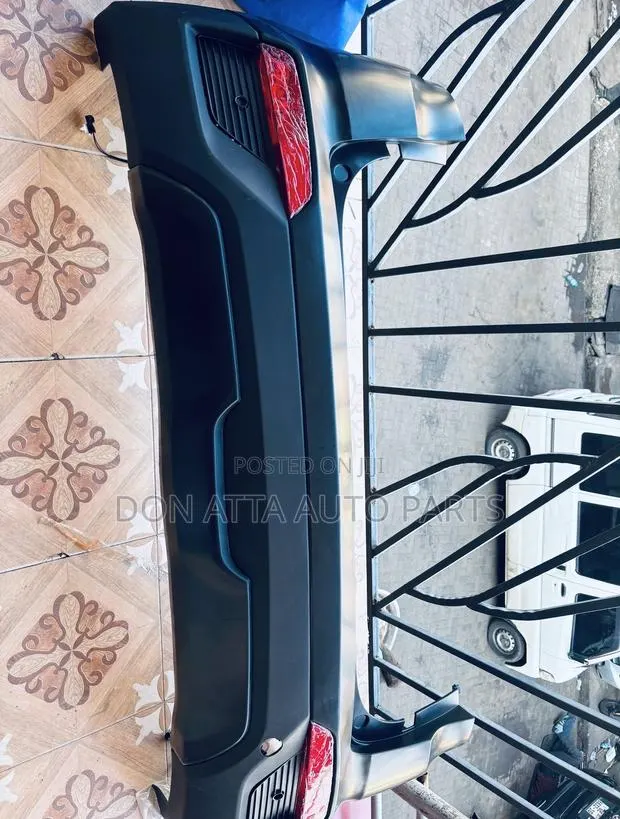 Hyundai Creta 2016-2020 Back Bumper Complete Available · Photo 1
