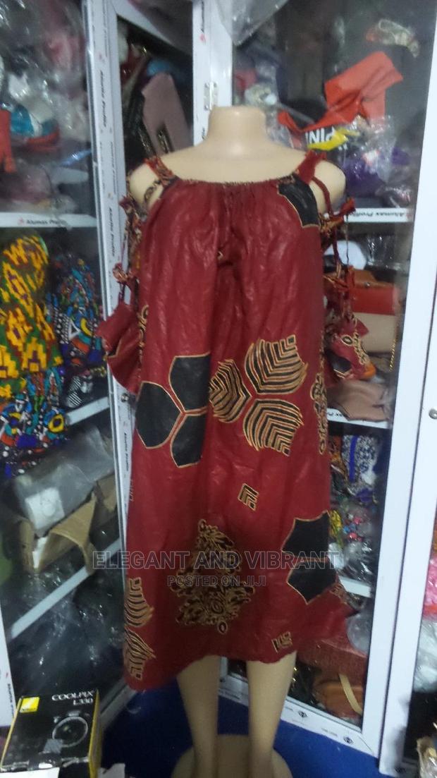 Ladies Funeral Cloth · Photo 2