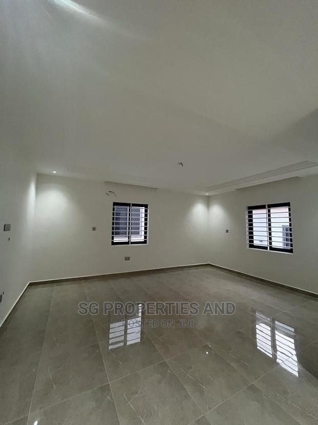 3bdrm House in Sakumono, Accra Metropolitan for Sale · Photo 6