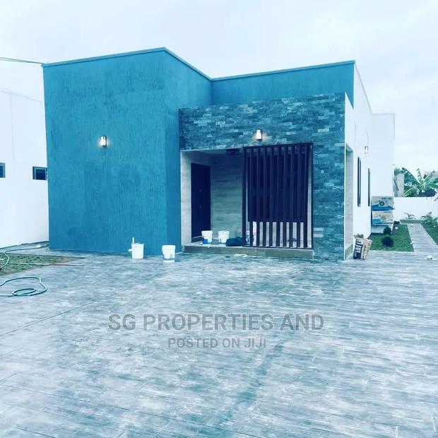 3bdrm House in Sakumono, Accra Metropolitan for Sale · Photo 3
