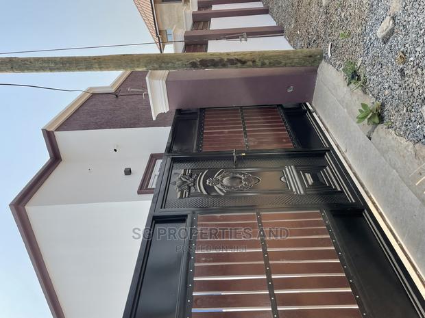 3bdrm House in Ecobank, Spintex for Sale · Photo 2