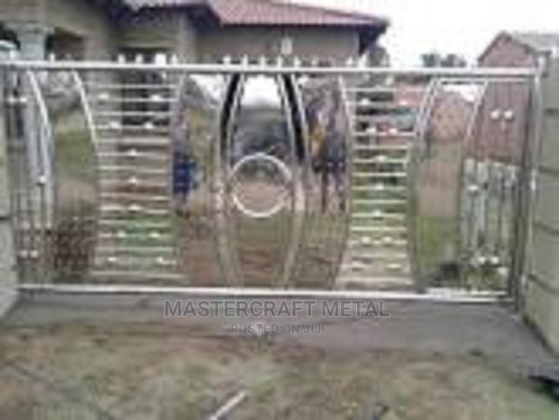 Stainless Steel Gates| Shiny Stainless Steel for Sale · Photo 1