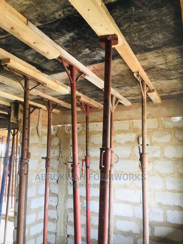 Formworks/Acrojacks/Scaffolds/Metals/Tiles/Paint/Machines · Photo 1