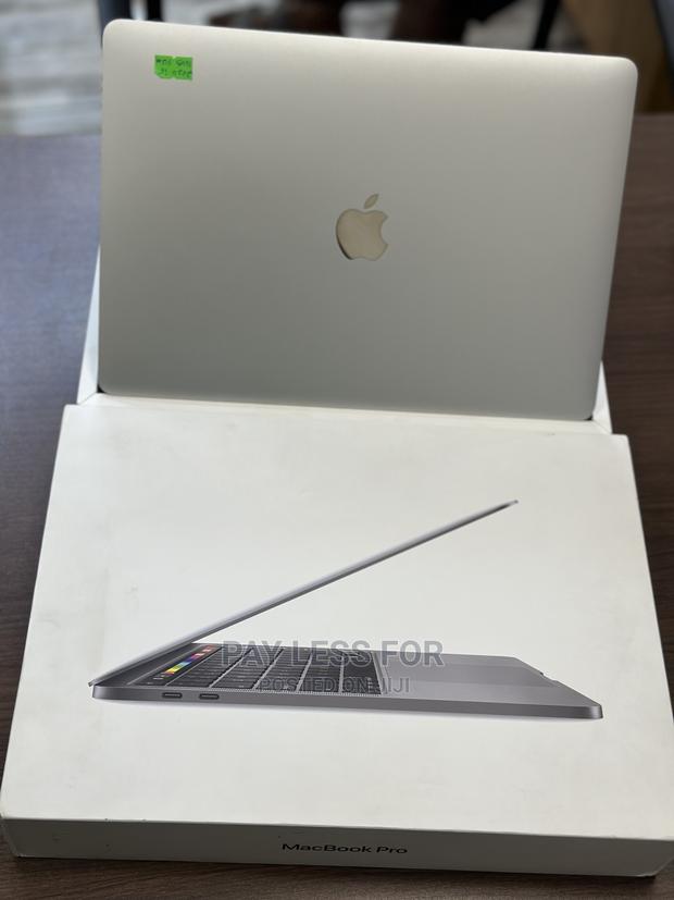 Laptop Apple MacBook Pro 2020 16GB Intel Core i5 SSD 512GB · Photo 4