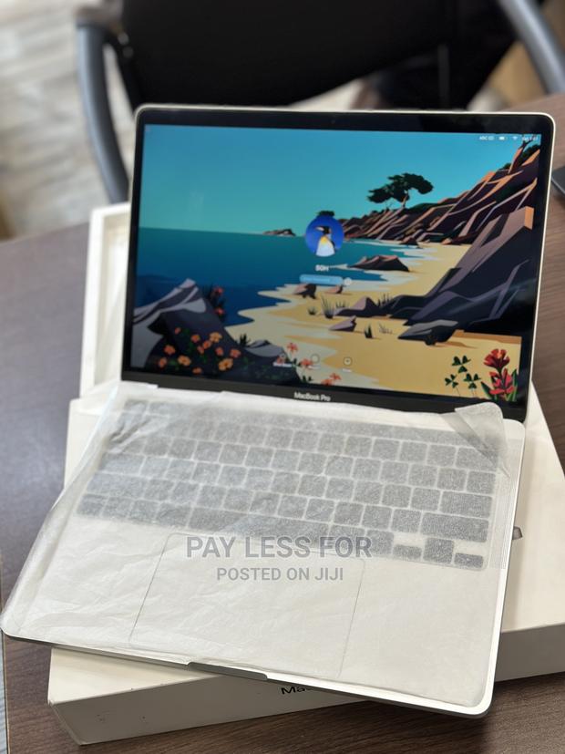 Laptop Apple MacBook Pro 2020 16GB Intel Core i5 SSD 512GB · Photo 3