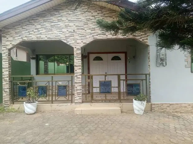 3bdrm House in Sefdard Properties, Ablekuma for rent · Photo 1