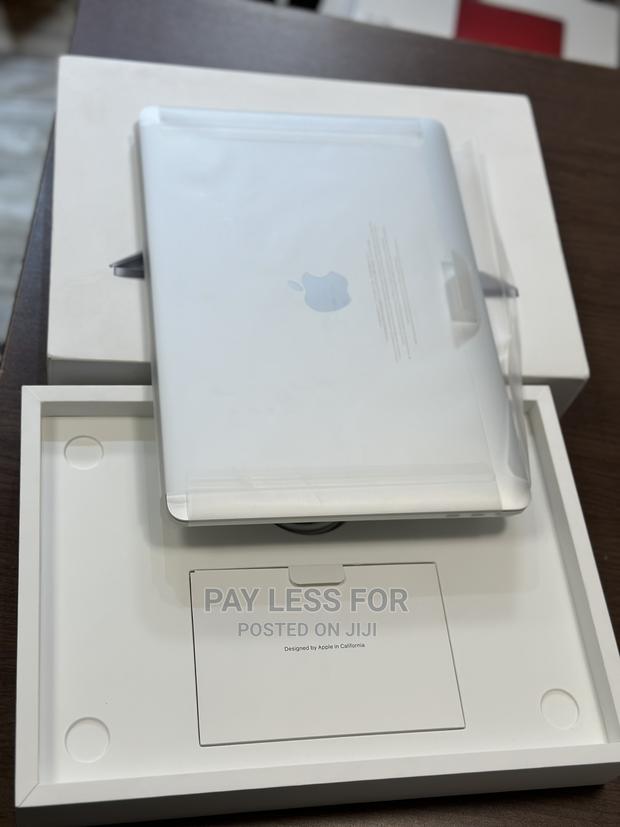 Laptop Apple MacBook Pro 2020 16GB Intel Core i5 SSD 1T · Photo 5