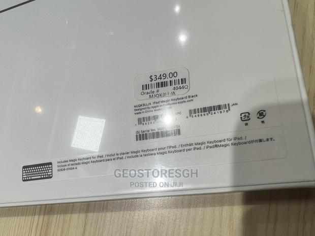 Magic Keyboard iPad Pro 12.9‐Inch (6th Gen) US English Black · Photo 2