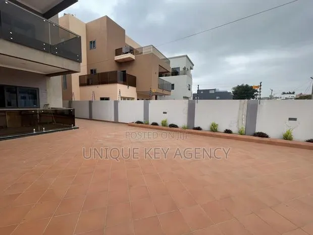 Furnished 3bdrm Apartment in Unique Key Agency, East Legon for rent · Photo 1