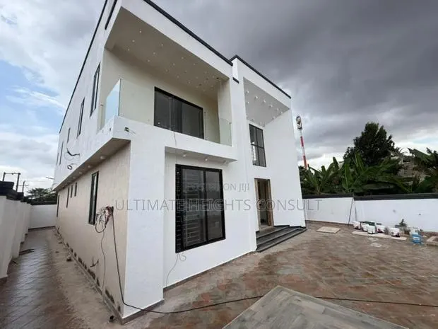 4bdrm House in Adenta for sale · Photo 1