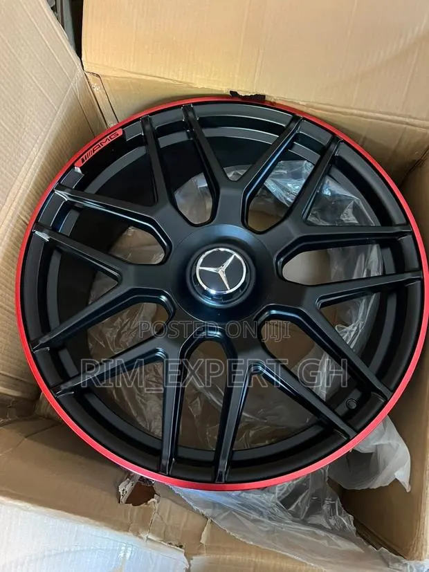 AMG G63 Rim — Black With Red Accent · Photo 1
